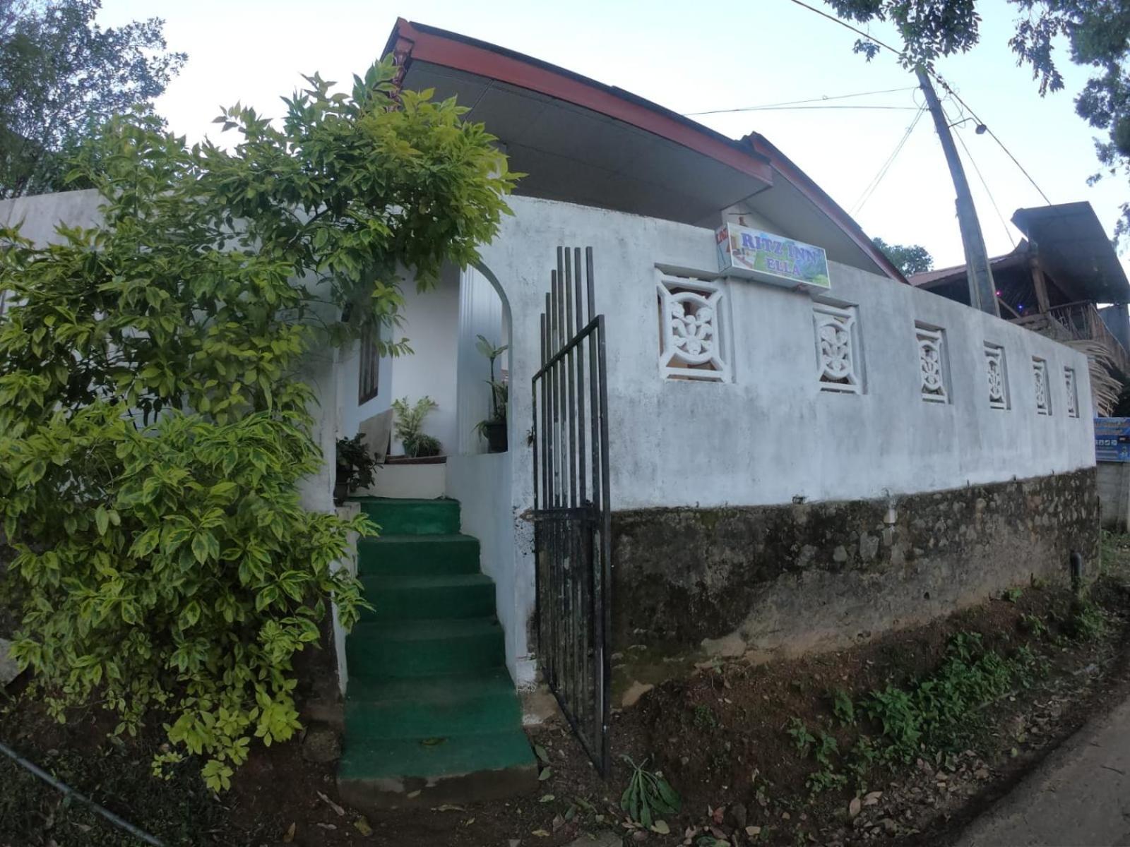Ritz Inn Ела Стая снимка