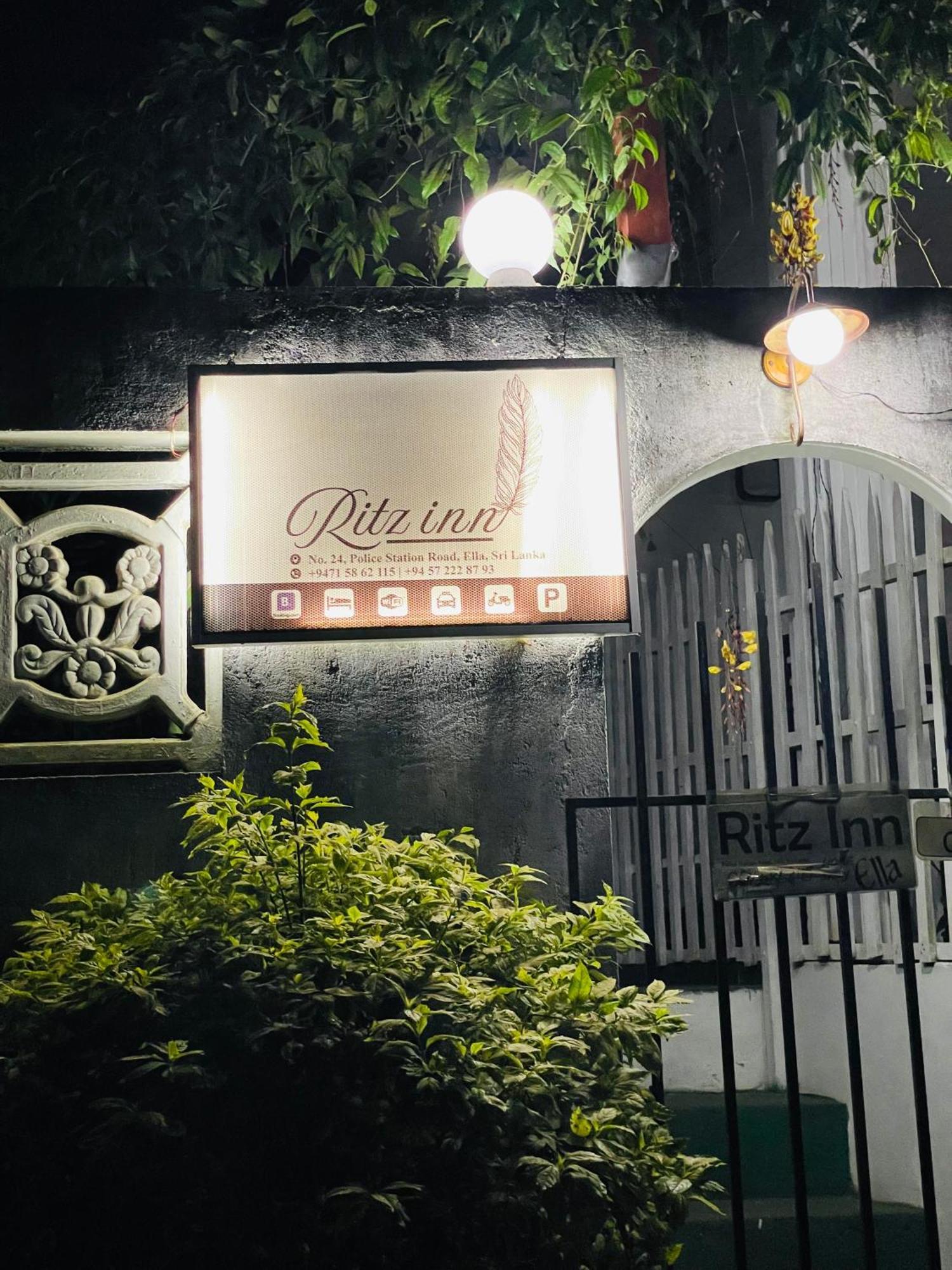 Ritz Inn Ела Екстериор снимка